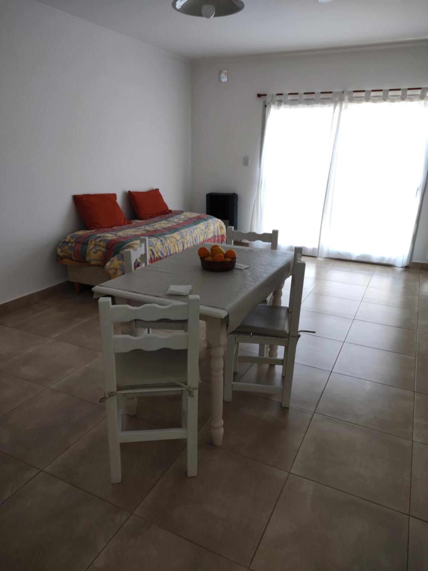 Apartmán Departamento Alem Lincoln Pokoj fotografie